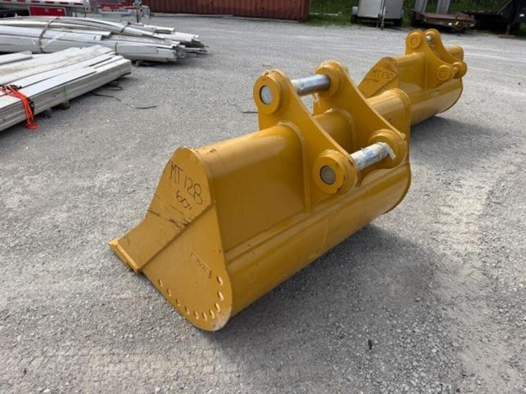 caterpillar-320-image-4