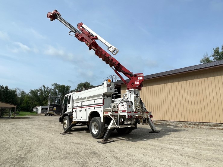 2002-gmc-t8500-image-8
