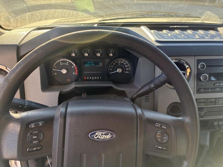 2016-ford-f650-xlt-image-18