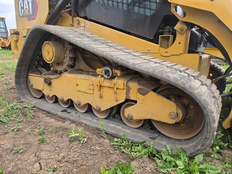 2022-caterpillar-289d3-image-13