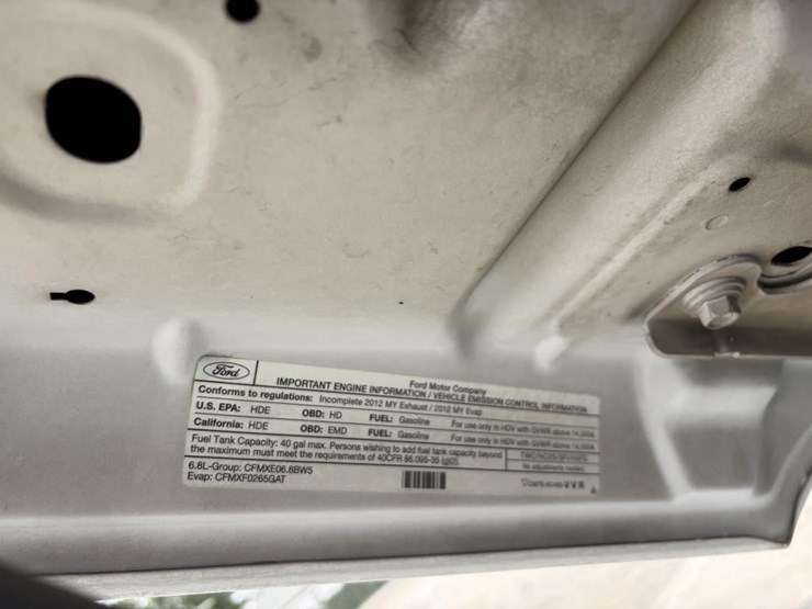 2012-ford-f550-xl-image-9
