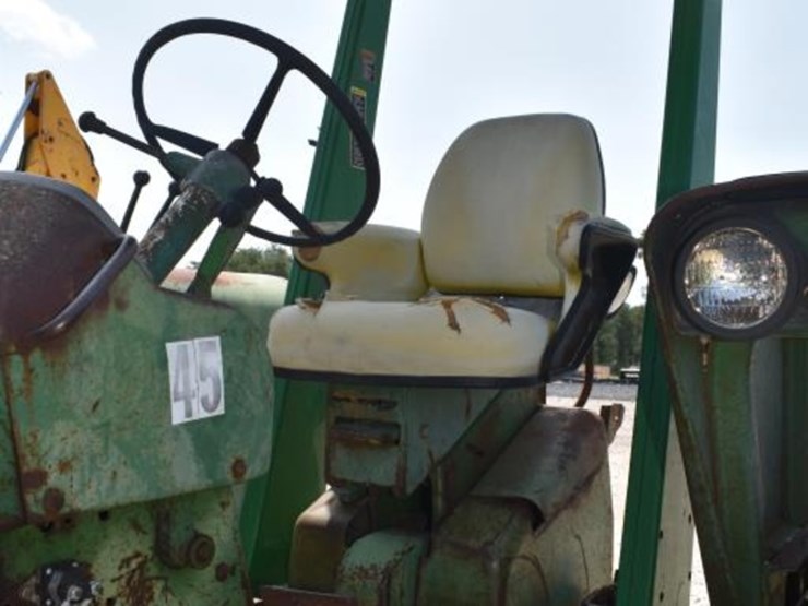 john-deere-3020-image-14