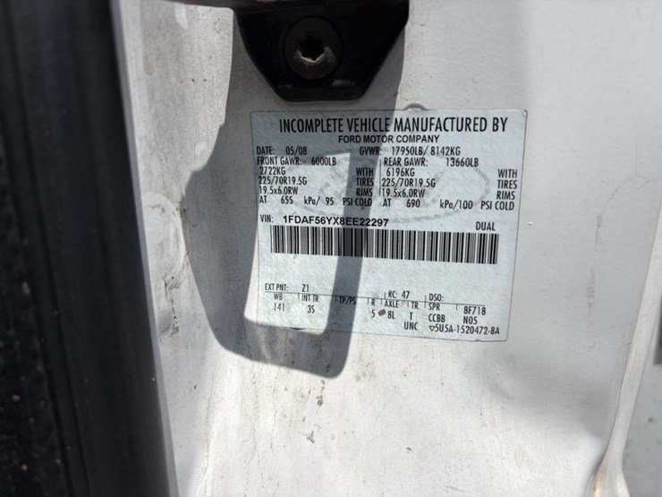 2008-ford-f550-image-30