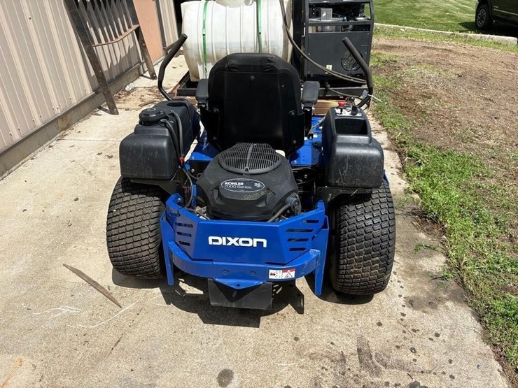 dixon-ultra-ztr-zero-turn-mower-image-3