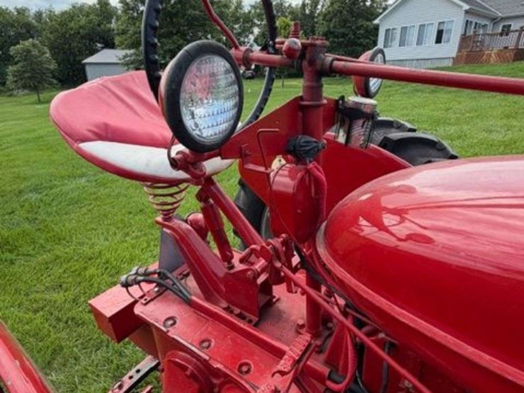 1945-farmall-m-image-23