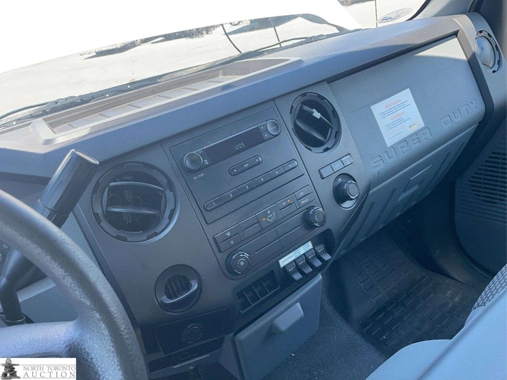 2011-ford-f350-image-14