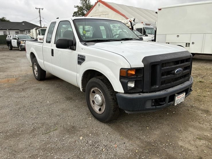2008-ford-f250-image-2