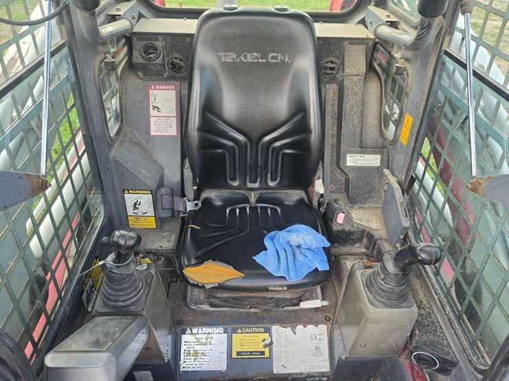 takeuchi-tl140-image-18