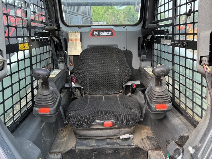 2023-bobcat-t76-image-20