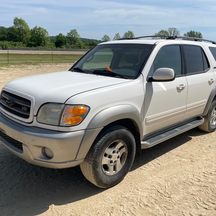 2003 TOYOTA SEQUOIA