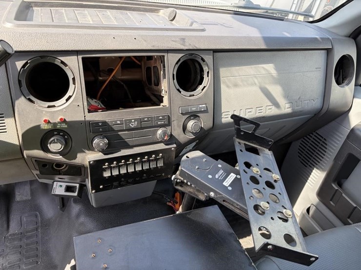 2012-ford-f550-image-20