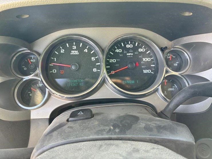 2012-gmc-sierra-2500-image-19