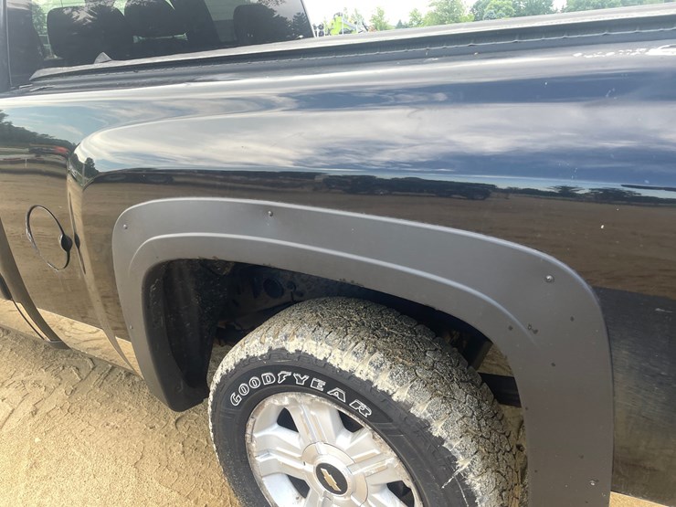 2008-chevrolet-k1500-image-22
