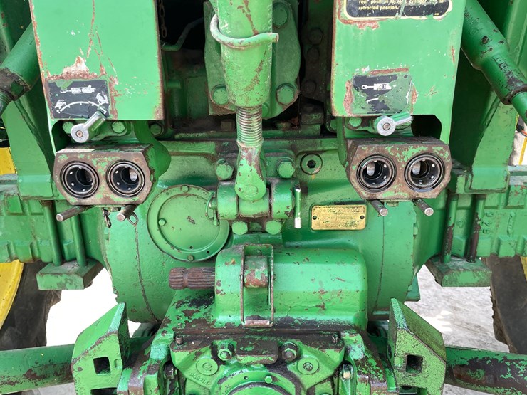 john-deere-4020-image-24