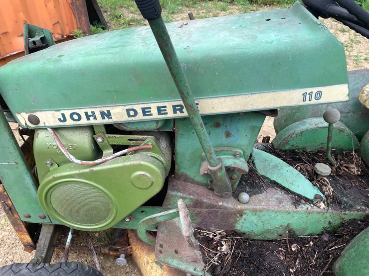 john-deere-110-image-9