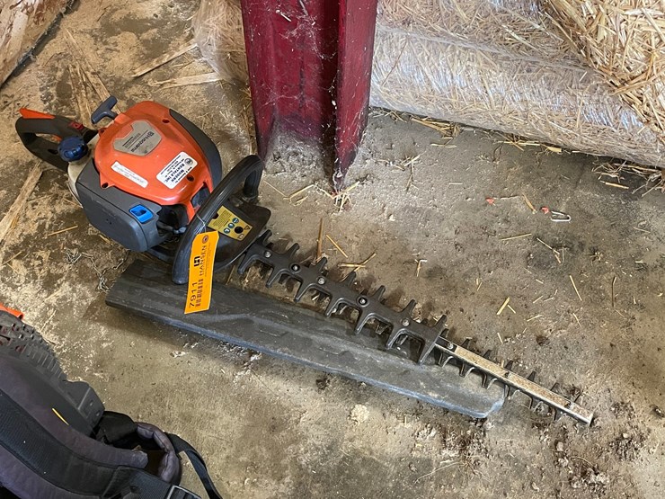 #7911-•-husqvarna-522-hd-60s-trimmer-image-1