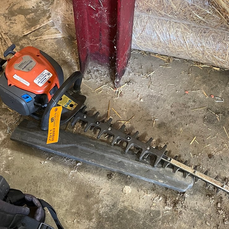 #7911 • Husqvarna 522 HD 60S Trimmer