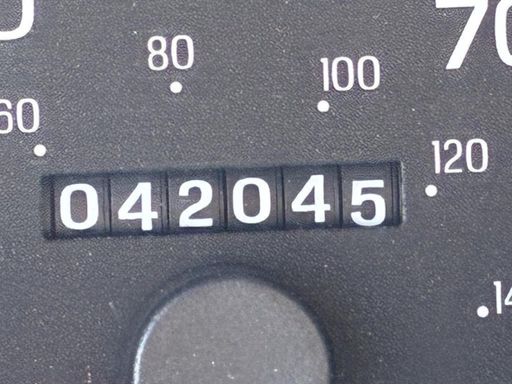 2002-ford-e350-image-15