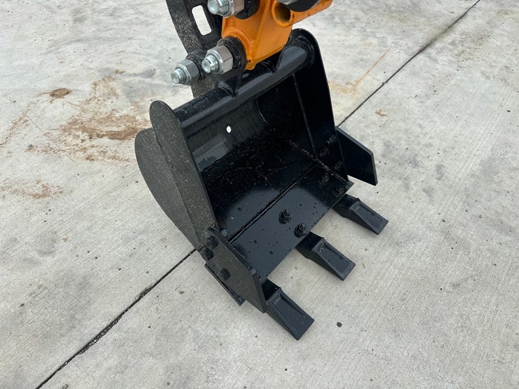 #5091-•-unused-future-ft15-mini-excavator-image-29