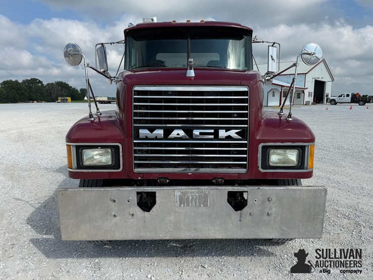 2000-mack-ch600-image-2
