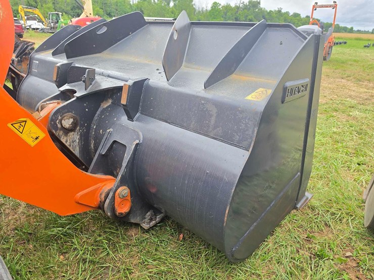 2019-hitachi-zw310-6-image-13