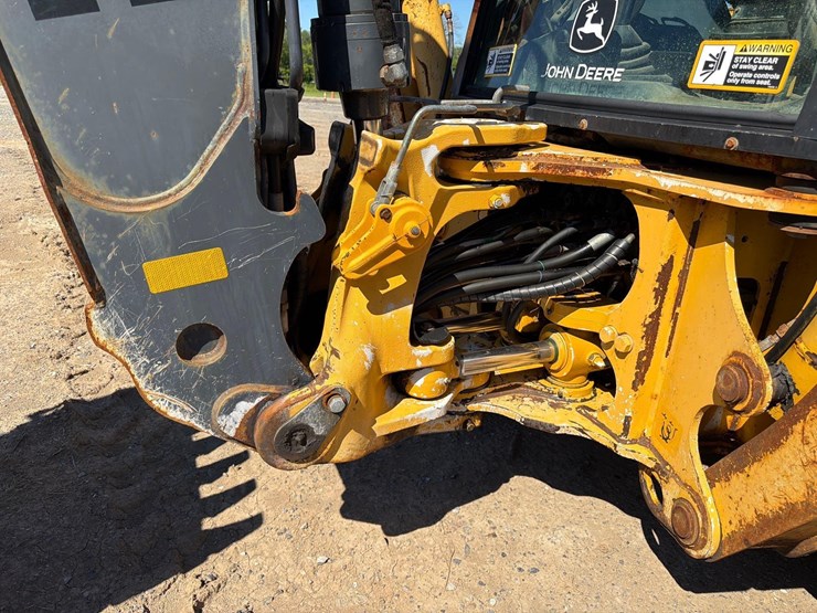 john-deere-310-image-9
