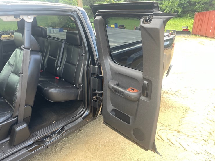2008-chevrolet-k1500-image-45
