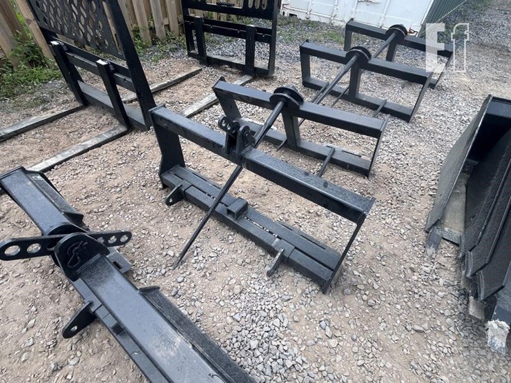 wildcat-3pt-hitch-adaptor-image-1