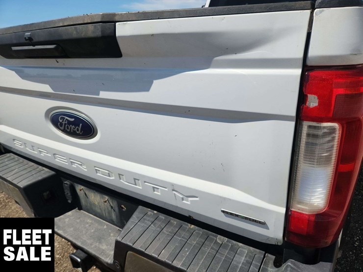 2019-ford-f350-image-40