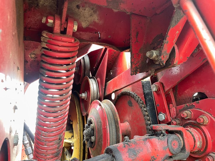 new-holland-489-image-35