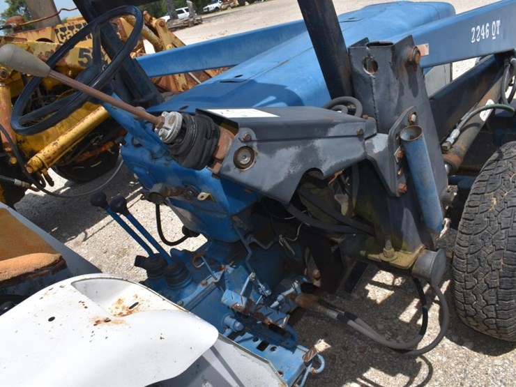 ford-1710-image-9