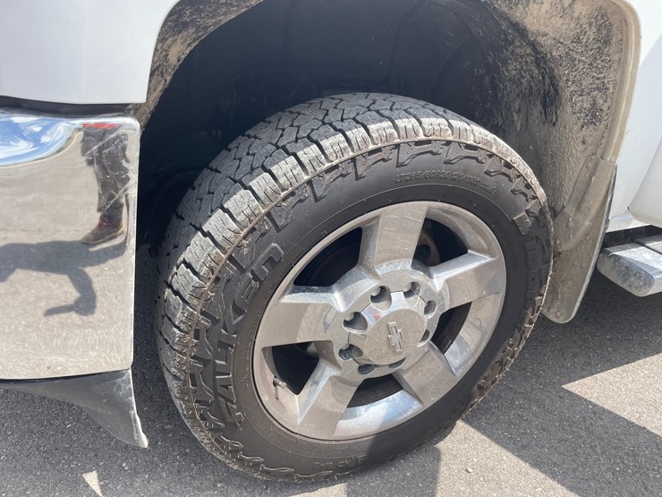 2019-chevrolet-2500-image-11