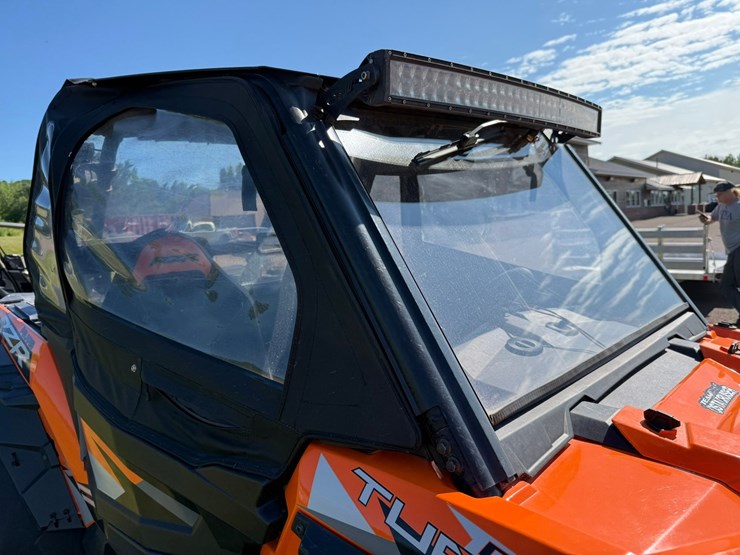 #1429-•-2015-polaris-rzr-4x4-utv-image-40