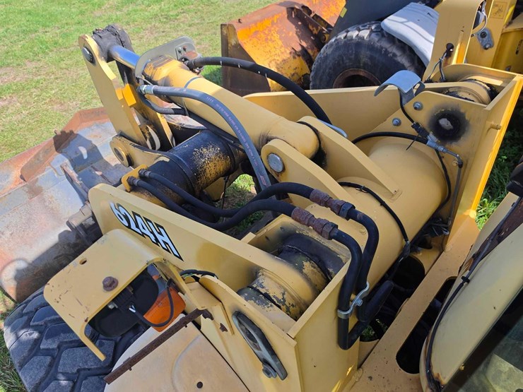 deere-624h-image-18