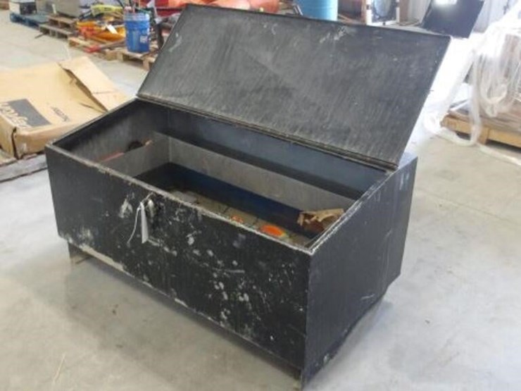 60-in.-x-32-in.-x-30-in.-tool-box(es)-image-1