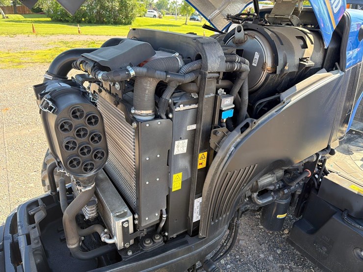 new-holland-workmaster-120-image-8
