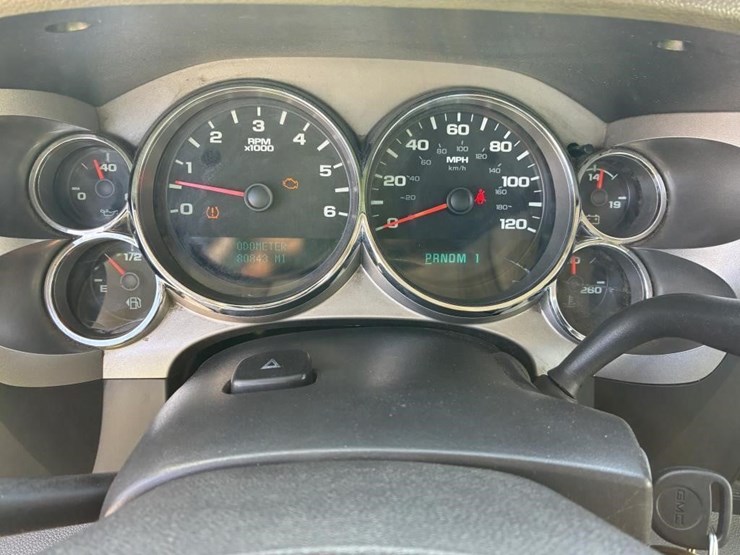 2012-gmc-sierra-2500-image-23