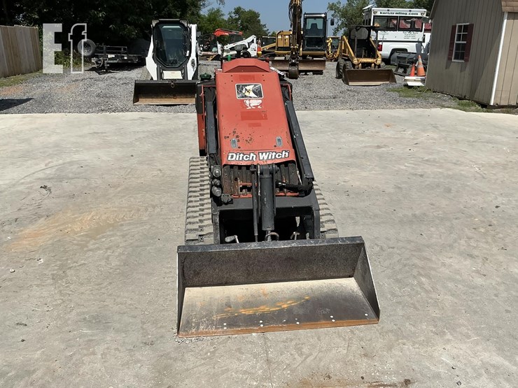 2018-ditch-witch-sk800-image-7