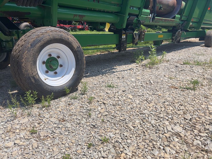 unverferth-35'-header-wagon-image-8