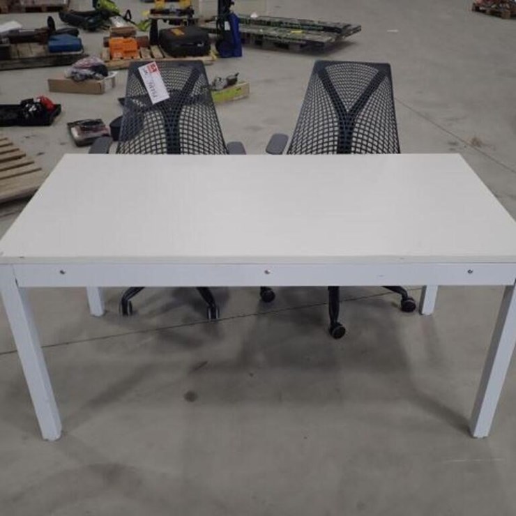 59 In. Ofiice Desk & (2) Desk Chairs
