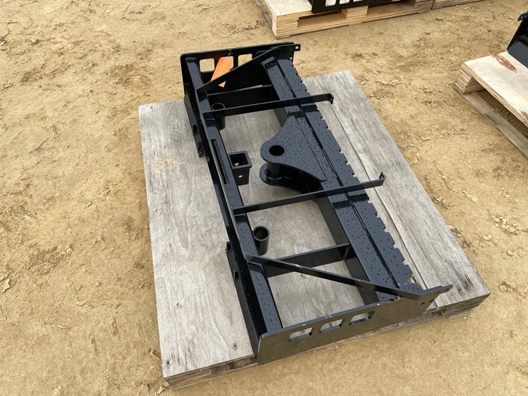 #2004-•-new-wolverine-pallet-fork-frame-image-4