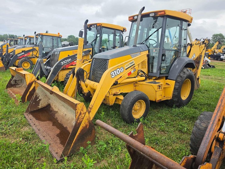 deere-310g-image-1