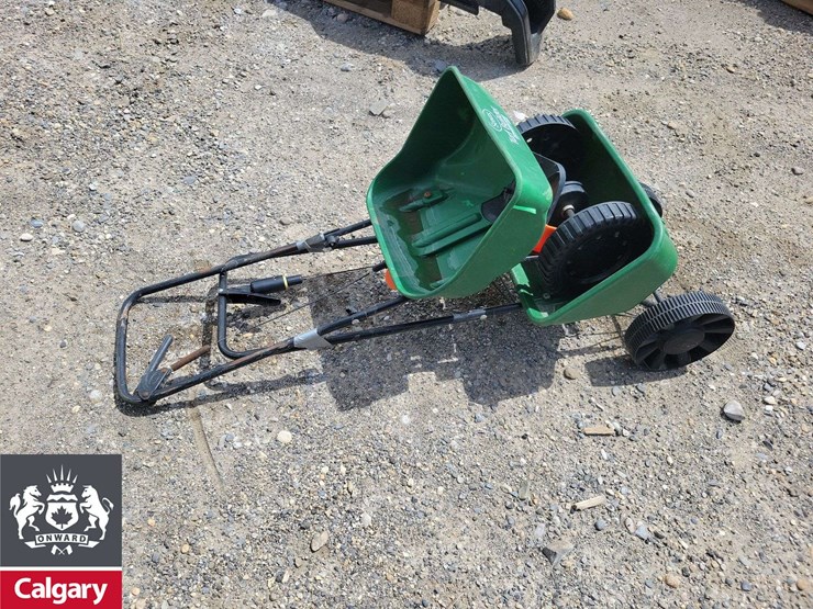 2-spreader-image-1