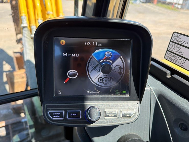 2019-new-holland-e60c-image-30