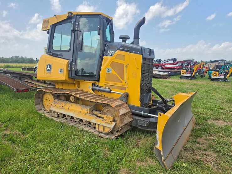 2019-deere-550-lt-image-4