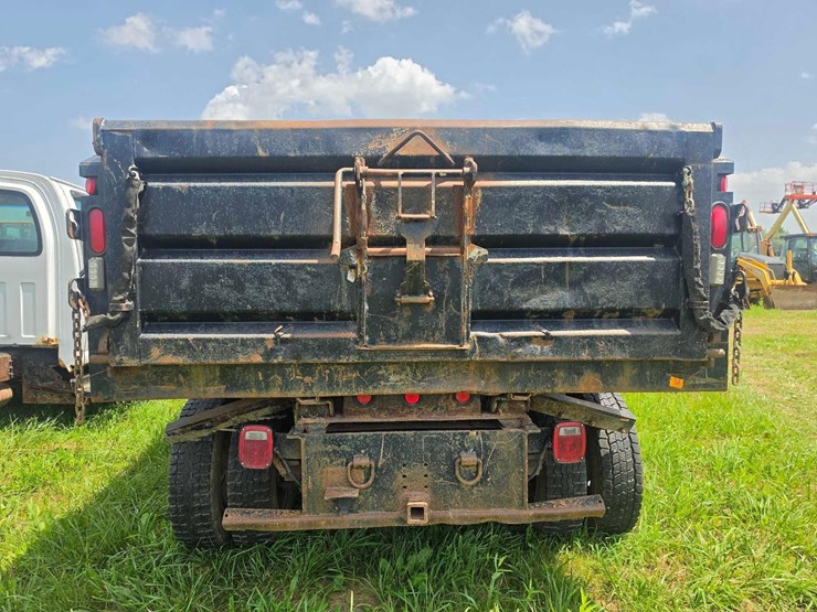 2003-gmc-topkick-c5500-image-6