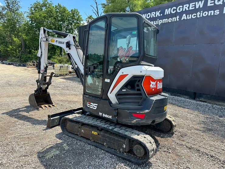 2021-bobcat-e35i-image-4