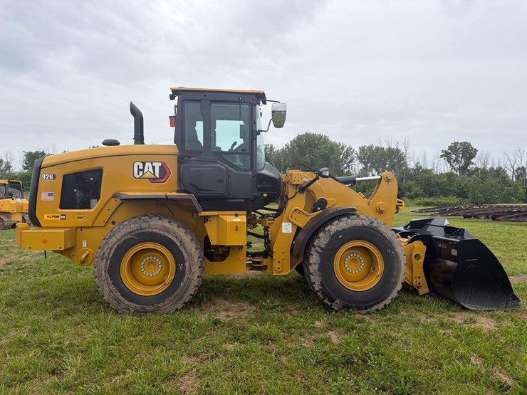 2025-caterpillar-926-image-5