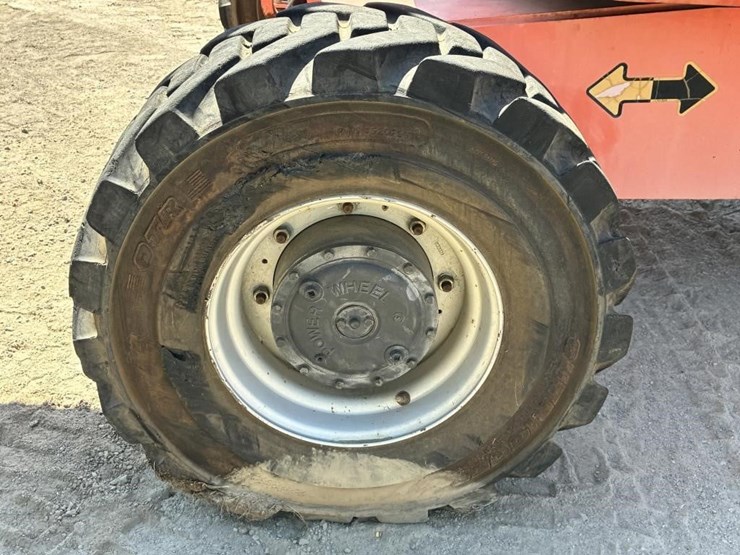 2005-jlg-600aj-image-18