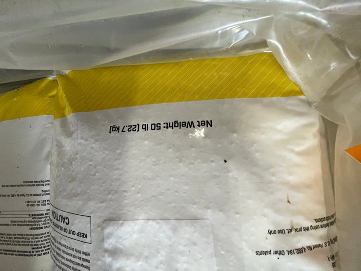 #7947-•-pallet-of-lesco-dimension-.10%-plus-fertilizer-image-5